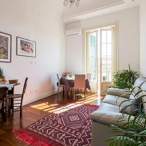 Ai Lattarini House Bed & Breakfast