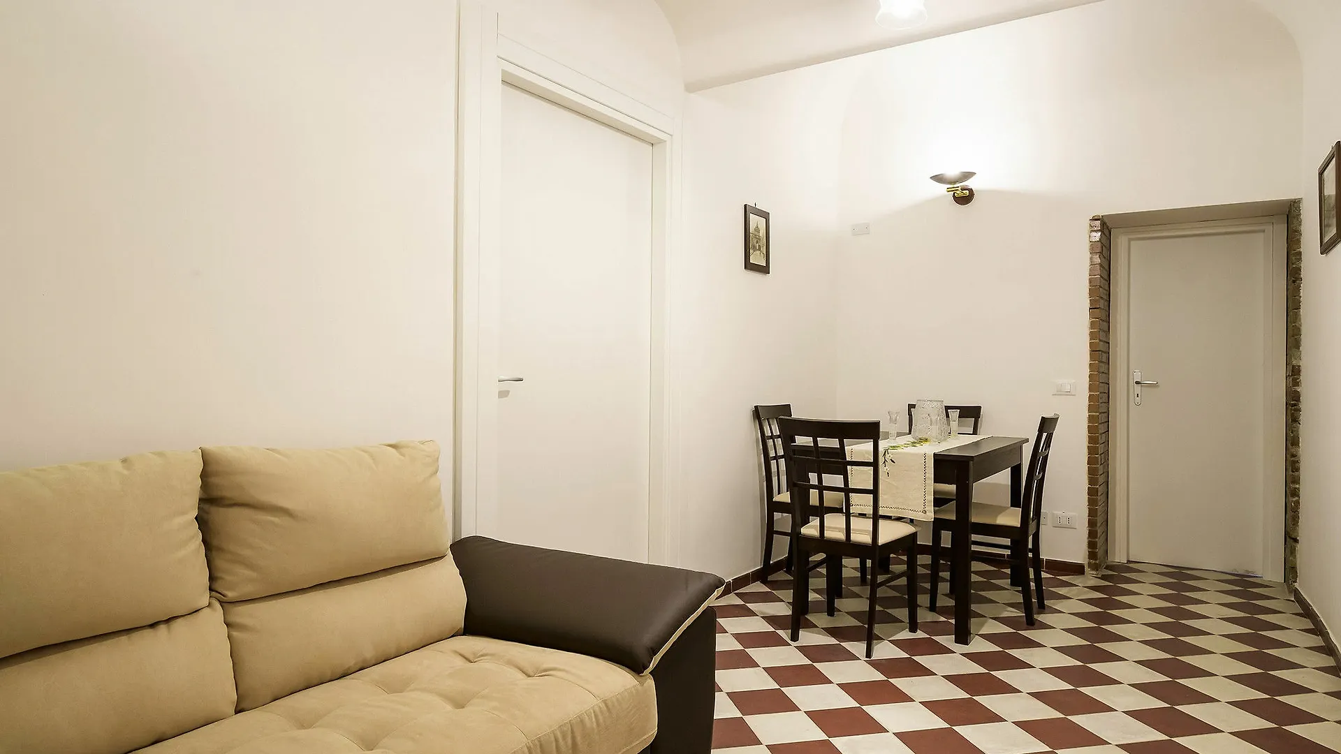 B&B Del Massimo Palermo 3*,  Włochy